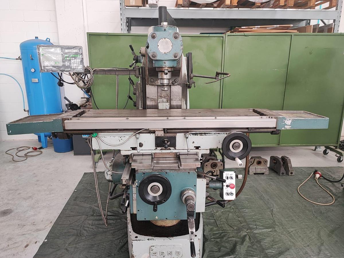 Usato Fresatrice universale ARNO NOMO F30