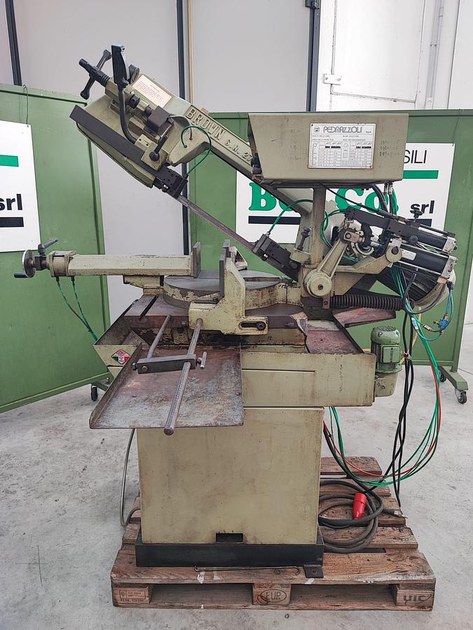 Usato Segatrice a nastro semi automatica PEDRAZZOLI BROWN SN 270 SA
