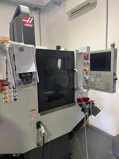 Usato Centro di lavoro verticale HAAS MINI MILL