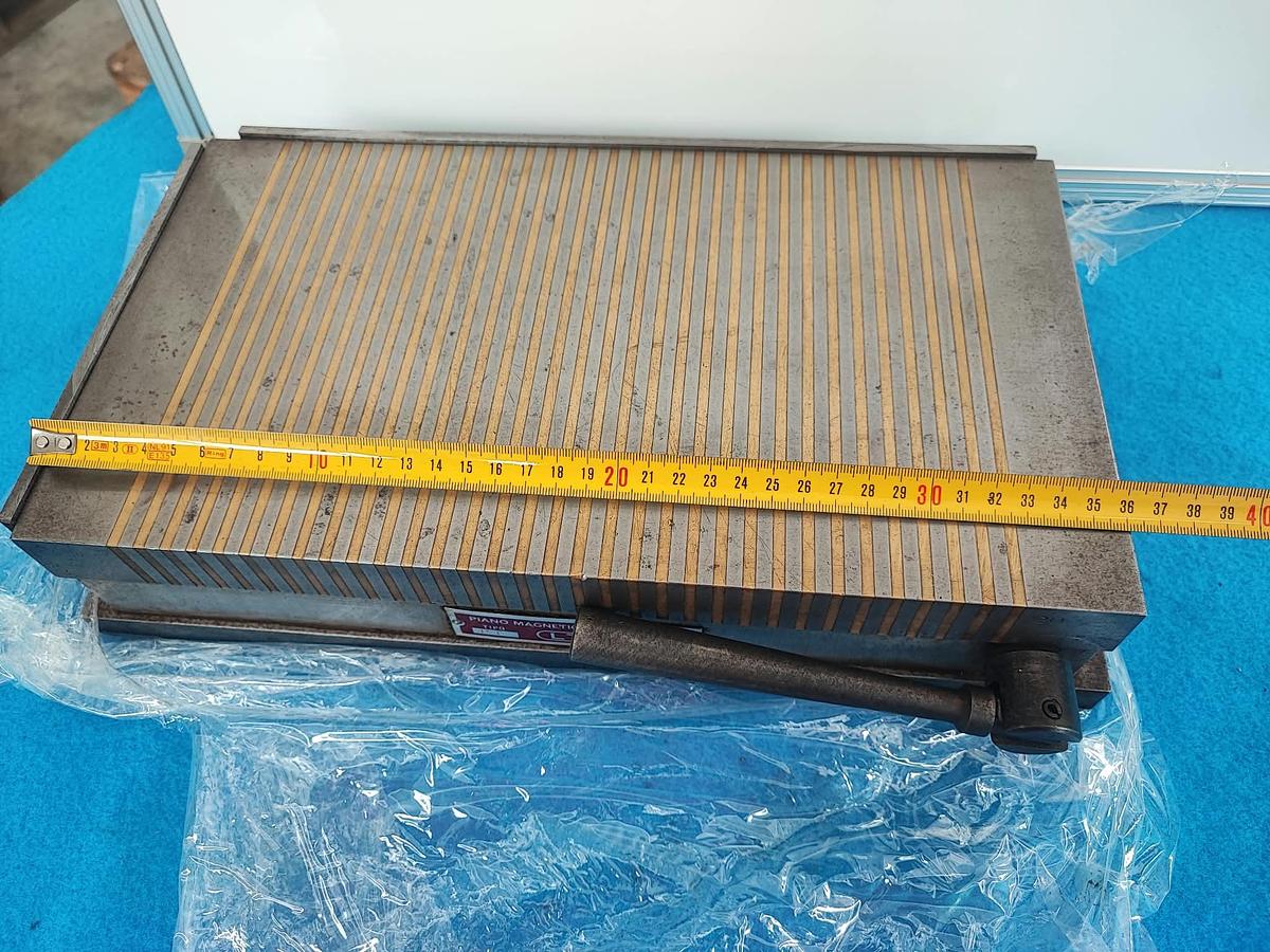 Usato LTF 150x300xH35 piano magnetico permanente per rettifica e lapidello