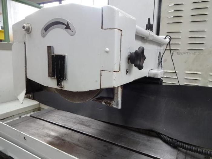 Utilisé Rectifieuse plane P.L.T.H