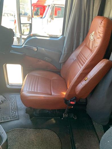 Used 2013 MACK CXU613