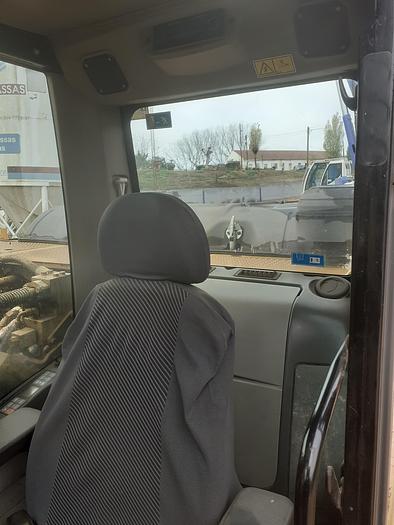 Used 2006 Caterpillar 325D