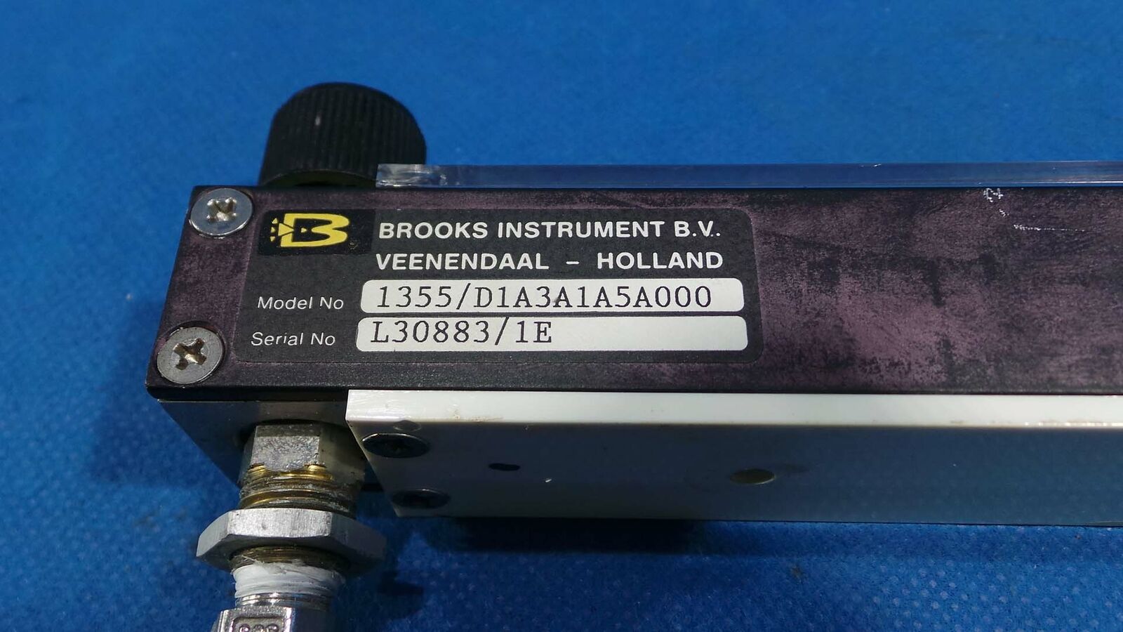 Used 29283-XX Large Pipe / one End 3'' and one End 4'' / VDF HTO Metal / Semiconductor Part ( Part was Cleaned,to be Open Only in Clean Room )