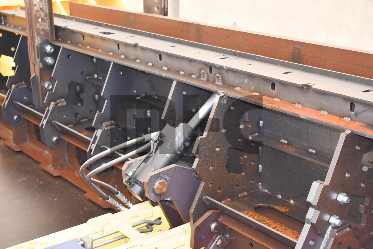 Used 2025  Adjustable SS Precast Concrete Beam Form