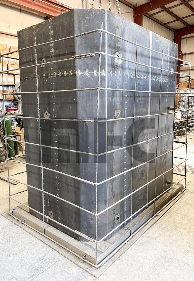 Used 5' Wide X 8' Long x 6' Tall Precast Concrete Box Culvert Form: