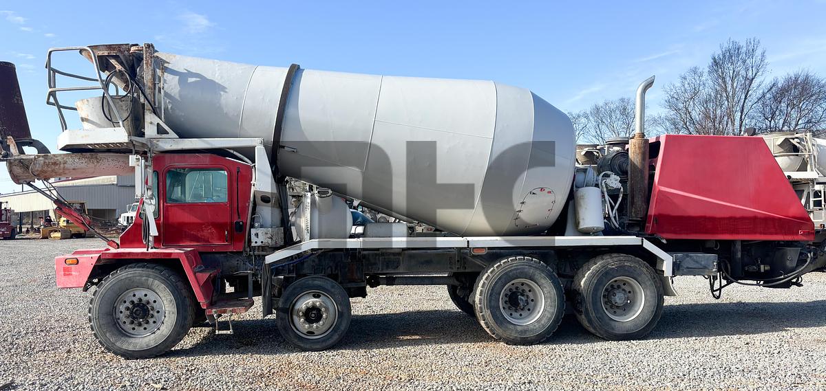 Used 2003 Oshkosh Model S-2164 Front Discharge Concrete Mixer Truck
