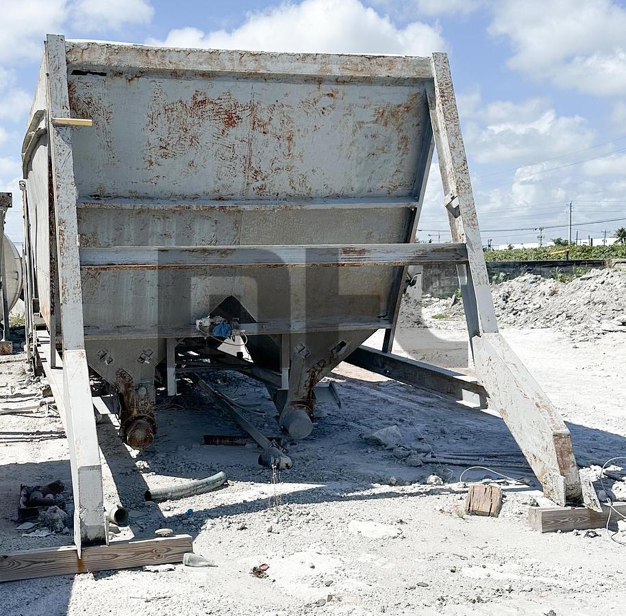 Used Stephens 4 Compartment Portable Concrete Batch Plant