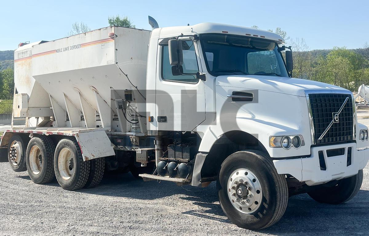 Used 2004 Volvo/ 2003 Cemen Tech MGD10-100 Gunite Volumetric Mixer Truck