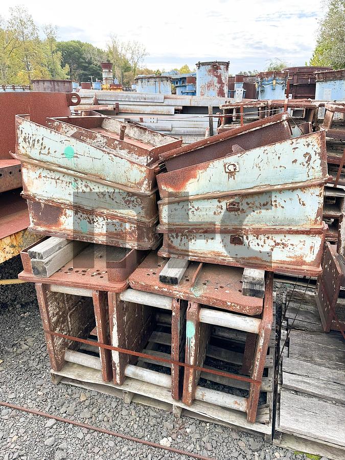 Used 16", 18", 20" and 30" Precast/Prestress Concrete Pile Forms