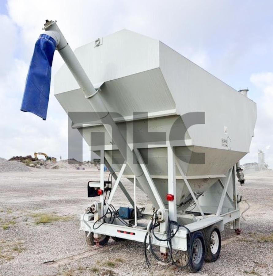Used Belgrade LP200 Portable Cement Silo with Rice Lake Batching System