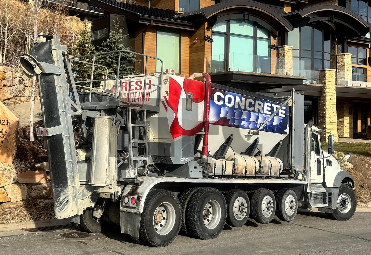 Used 2021 Mack Granite / Cementech C60 Volumetric Mixer Truck