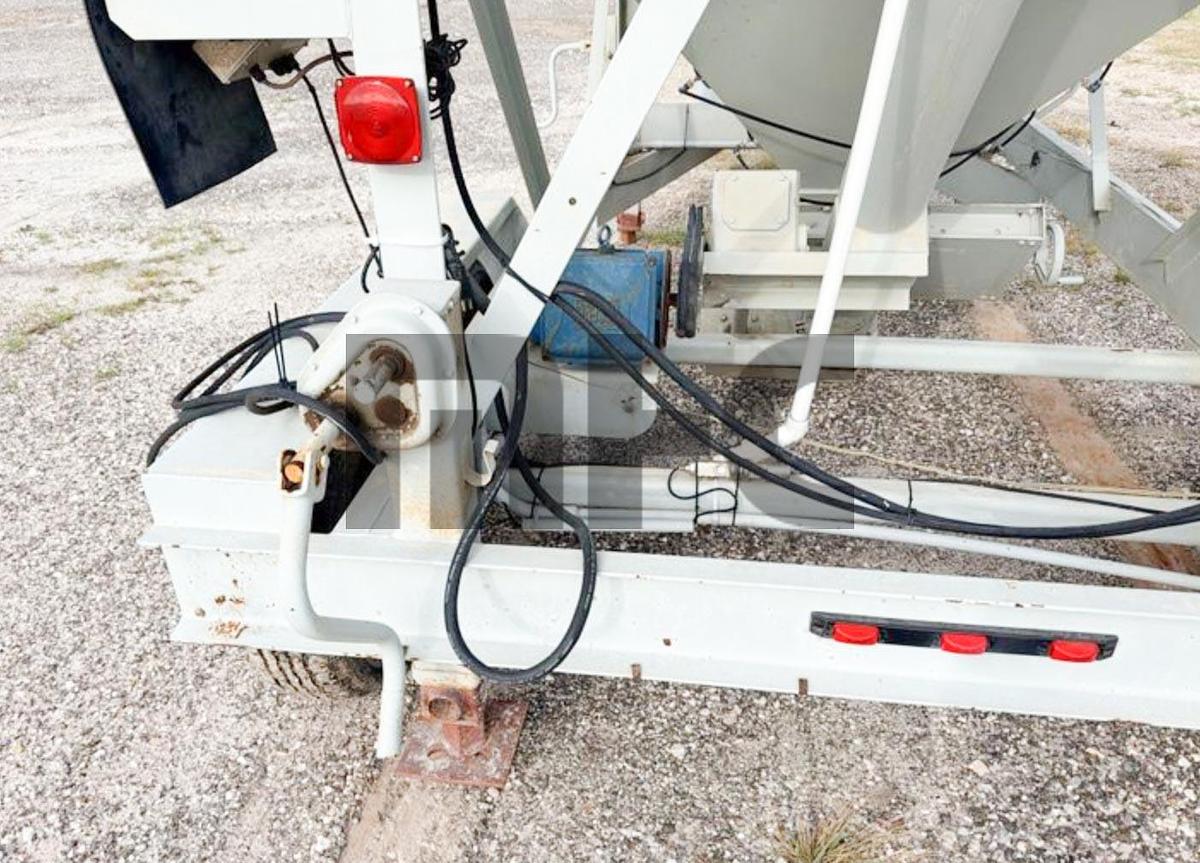 Used Belgrade LP200 Portable Cement Silo with Rice Lake Batching System