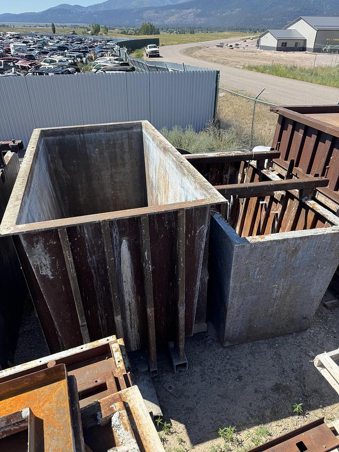 Used 1000 Gal Step Tank Septic Tank Form
