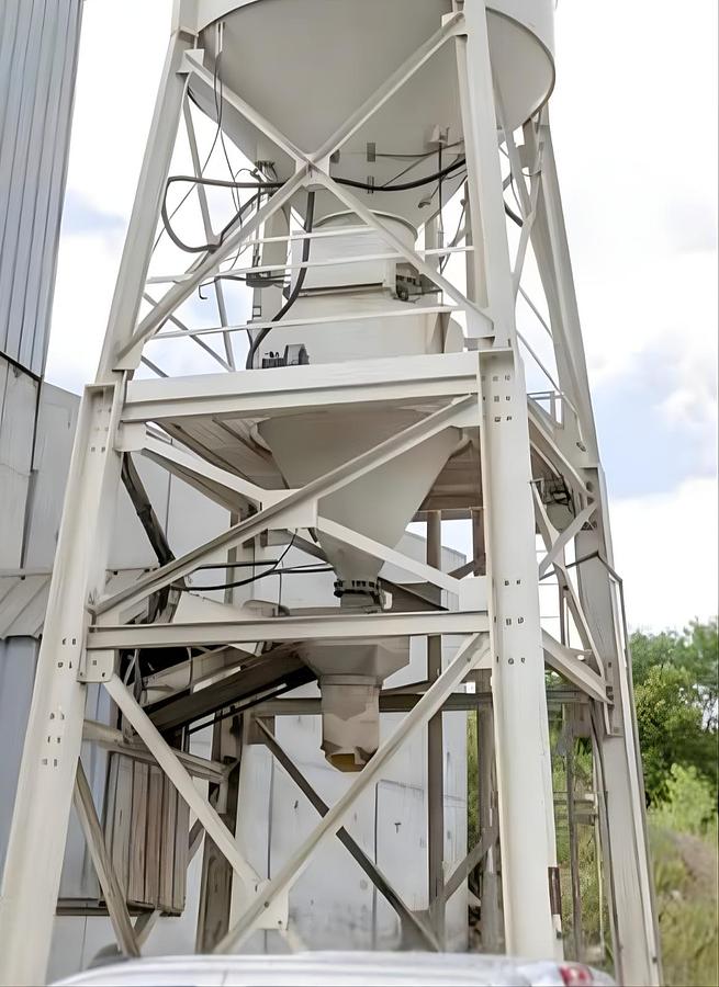 Belgrade 12 Yard Cement Batcher