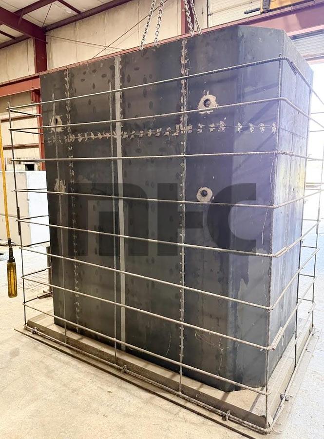 Used 5' Wide X 8' Long x 6' Tall Precast Concrete Box Culvert Form: