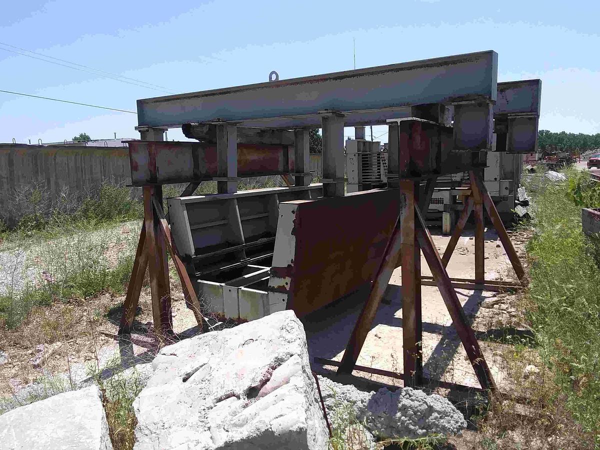 Used 2009 Self-Stressing Tub Girder Precast Concrete Form