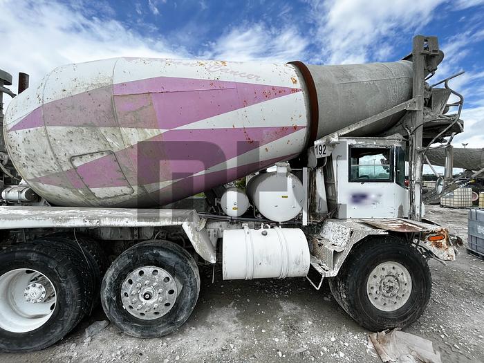 Used 2005 Terex/Advance Front Discharge Mixer Truck