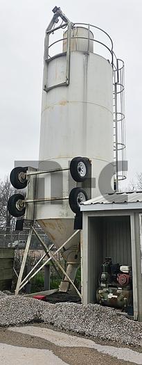 Used Belgrade 270 Brl Round Portable Tilt-up Cement Silo