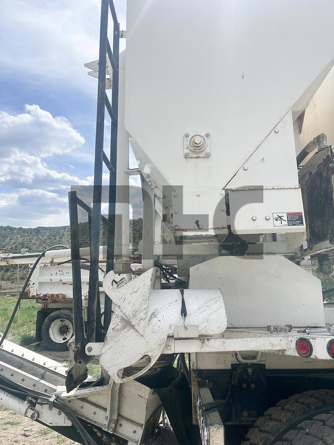 Used 2017 Zimmerman 9 Yd. Concrete Volumetric Mixer Truck