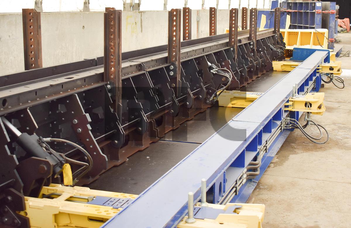 Used 2025  Adjustable SS Precast Concrete Beam Form