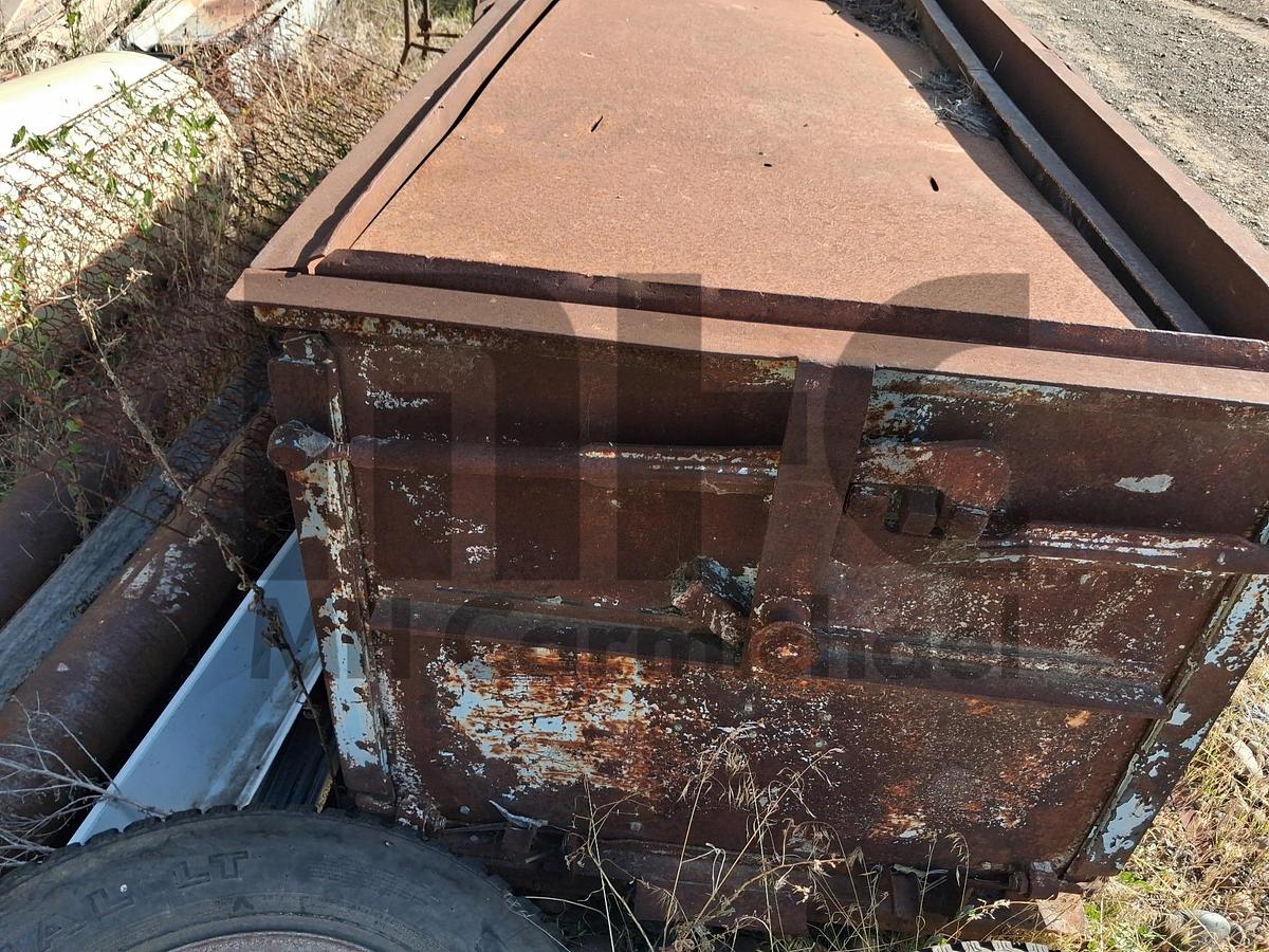 Used Precast Concrete Burial Vault Forms