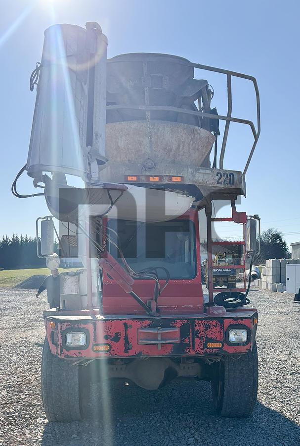 Used 2007 Oshkosh S-2146 10x6 Front Discharge Mixer Truck: