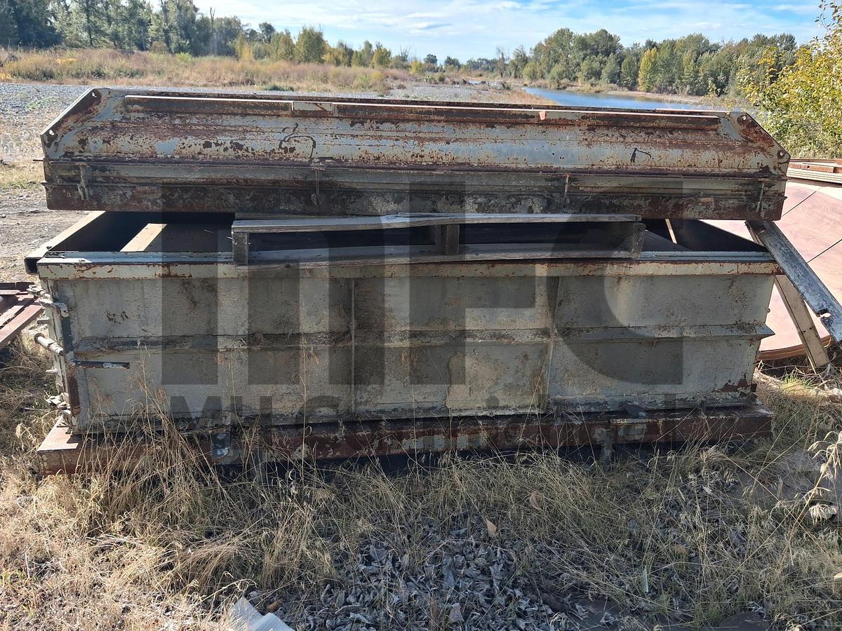 Used Precast Concrete Burial Vault Forms