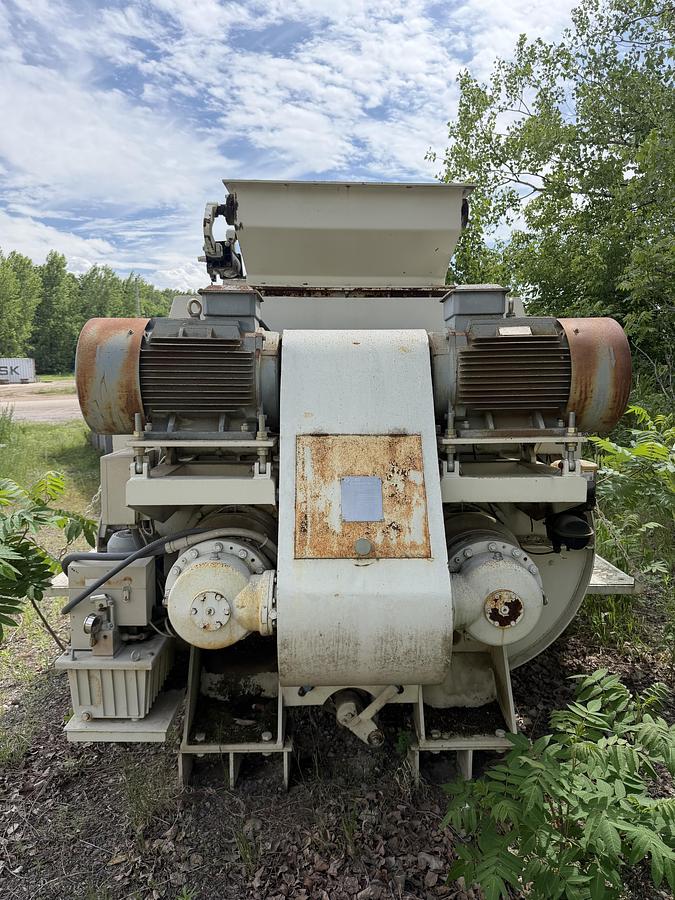 Used 2014 Co-Nele Twin Shaft Concrete Mixer