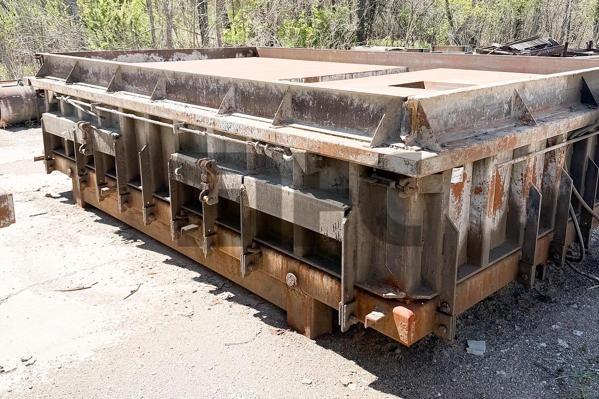 Used Norwalk Hydra-Strip Precast Concrete Septic Tank Forms (2500 gal, 1600 gal, 1500 gal, & 1000 gal)