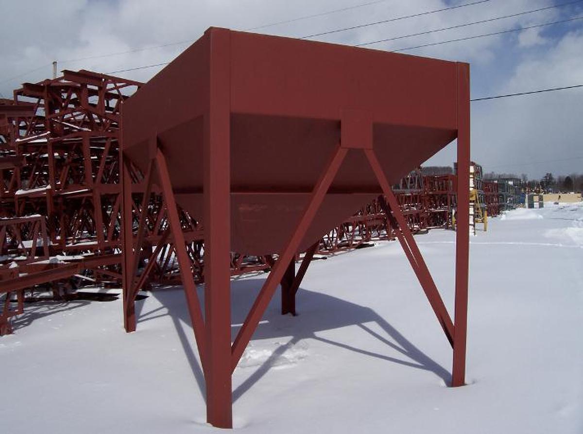 Aggregate Loading Hopper