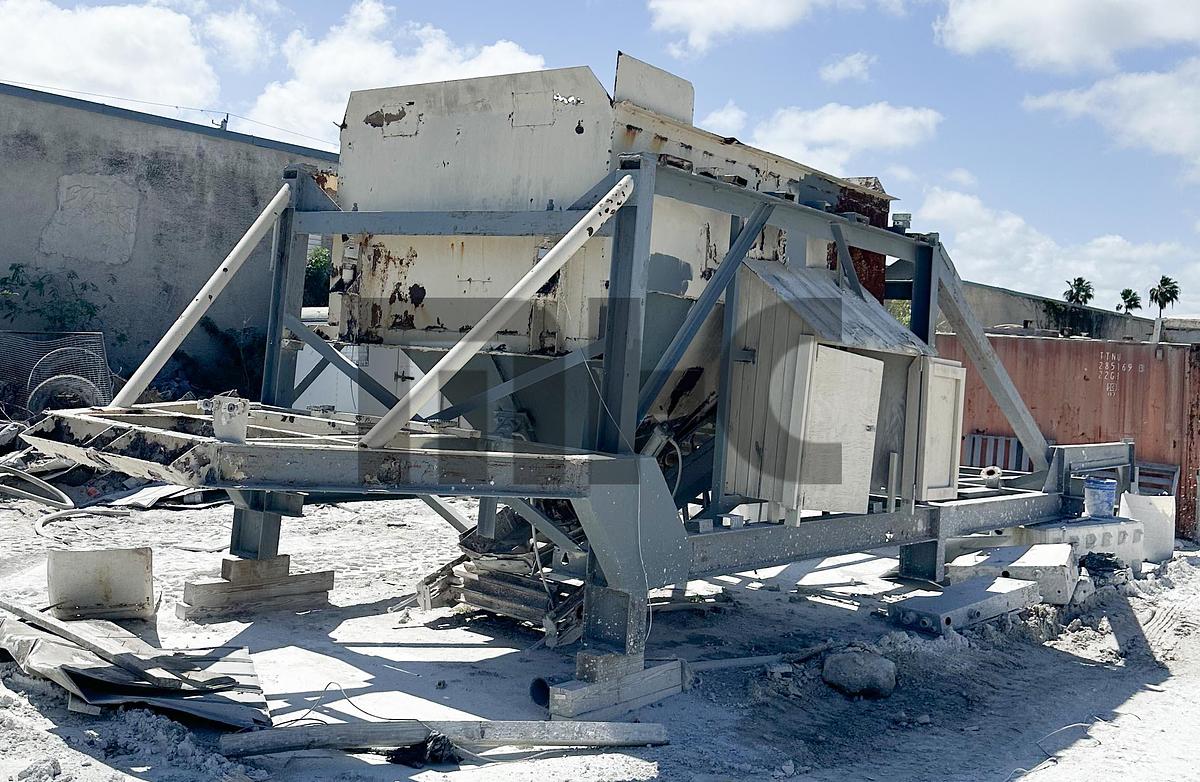 Used Stephens 4 Compartment Portable Concrete Batch Plant