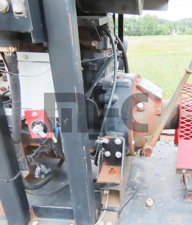 Used Portable Paragon P857/ John Deere Diesel Material Transfer Blower