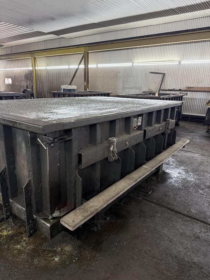 Used Various Precast Concrete Septic Tank Forms (2500 gal, 1600 gal, 1500 gal, & 1000 gal)