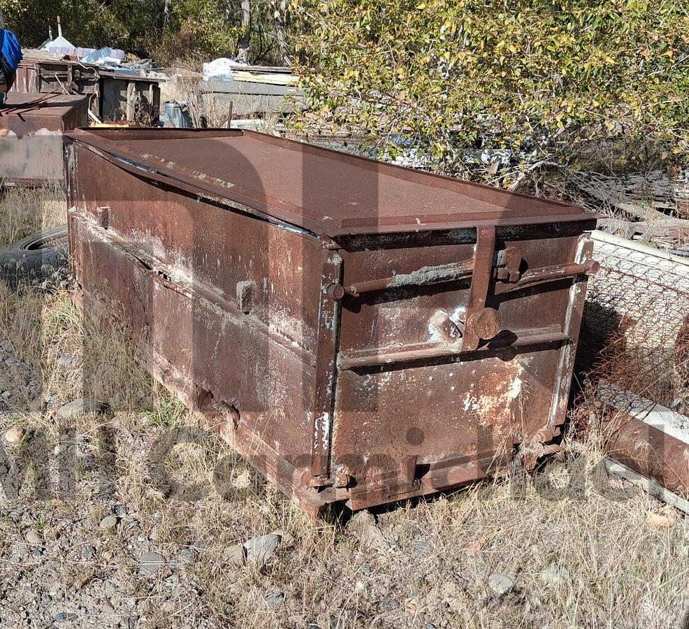 Used Precast Concrete Burial Vault Forms