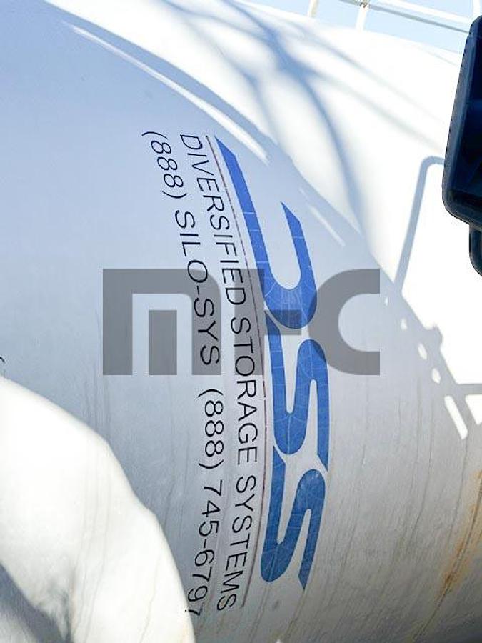 Used 2008 DSS RP350 Tilt-up Portable Cement Silo