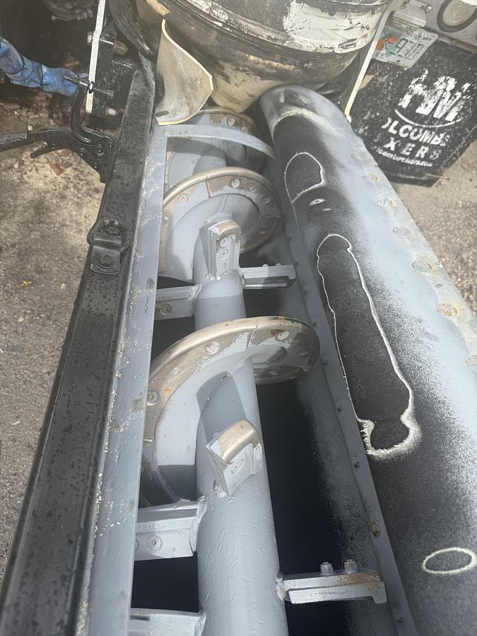 Used 2018 Holcombe 10 Yd Volumetric Mixer Truck