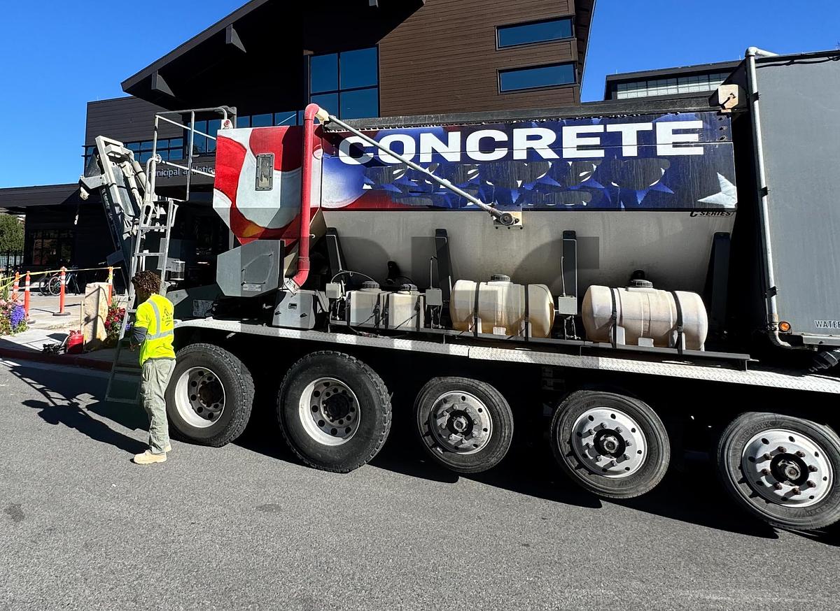Used 2021 Mack Granite / Cementech C60 Volumetric Mixer Truck