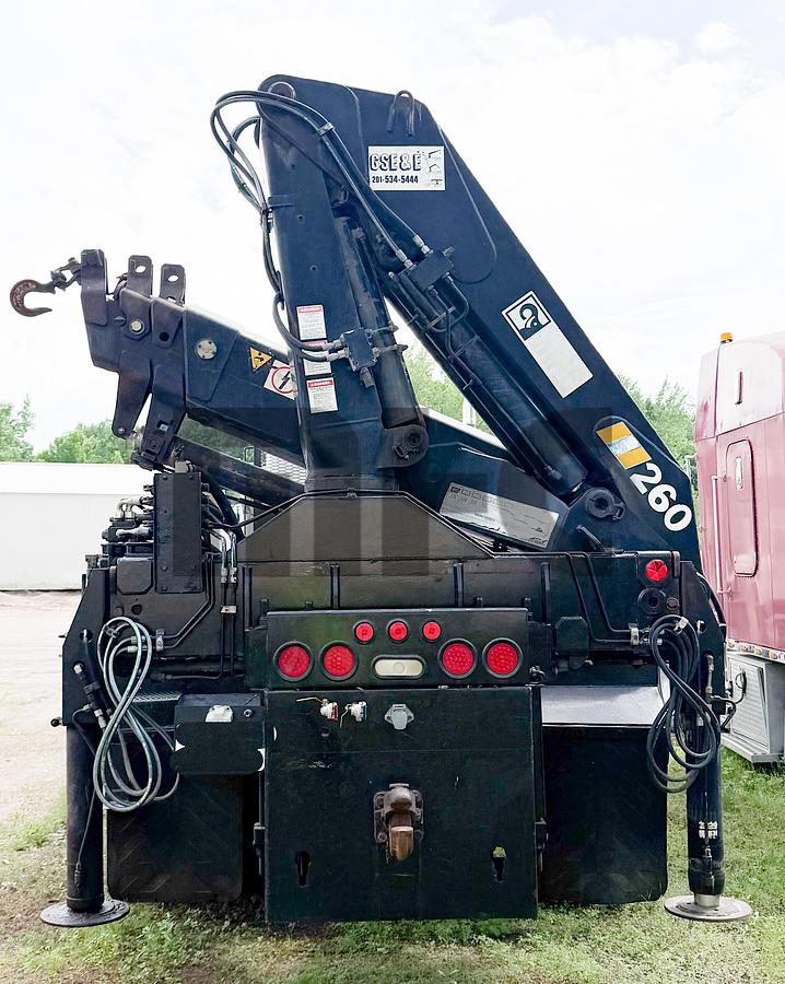 Used International / Hiab Knuckle Boom Truck