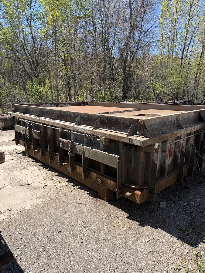 Used Various Precast Concrete Septic Tank Forms (2500 gal, 1600 gal, 1500 gal, & 1000 gal)