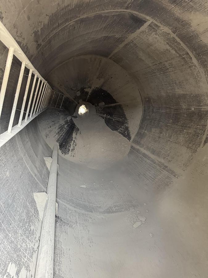 Used 45 Ton Cement Silo with Auger and Stand