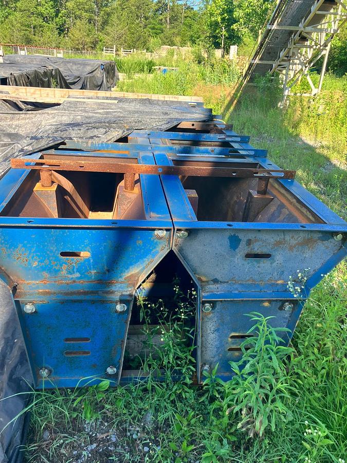 Used Precast Concrete Jersey Barrier Forms - K Type FDOT 