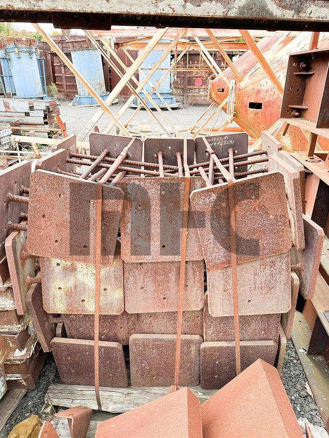 Used 16", 18", 20" and 30" Precast/Prestress Concrete Pile Forms