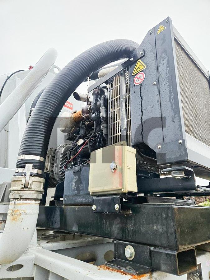 Used 2020 Gallegos Cement Pig / Guppy with Diesel Blower