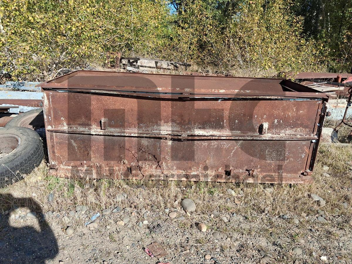 Used Precast Concrete Burial Vault Forms