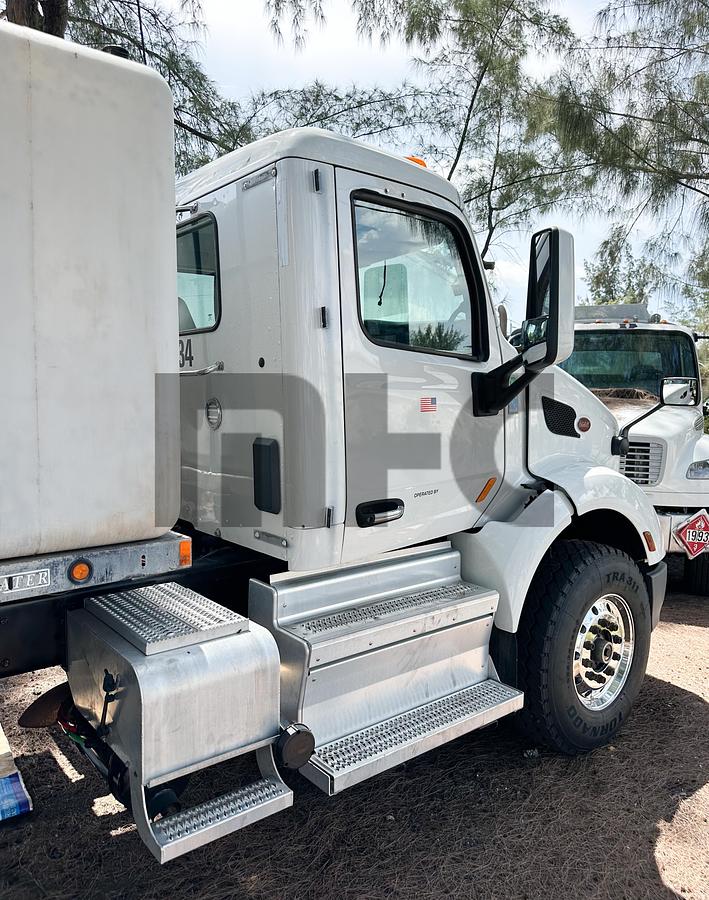 Used 2022 Peterbilt/Cemen Tech Volumetric Concrete Mixer Truck