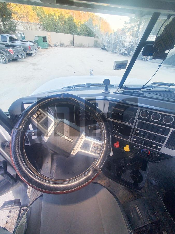 Used 2022 Mack / Bay Lynx Volumetric Mixer Truck (5 Available)