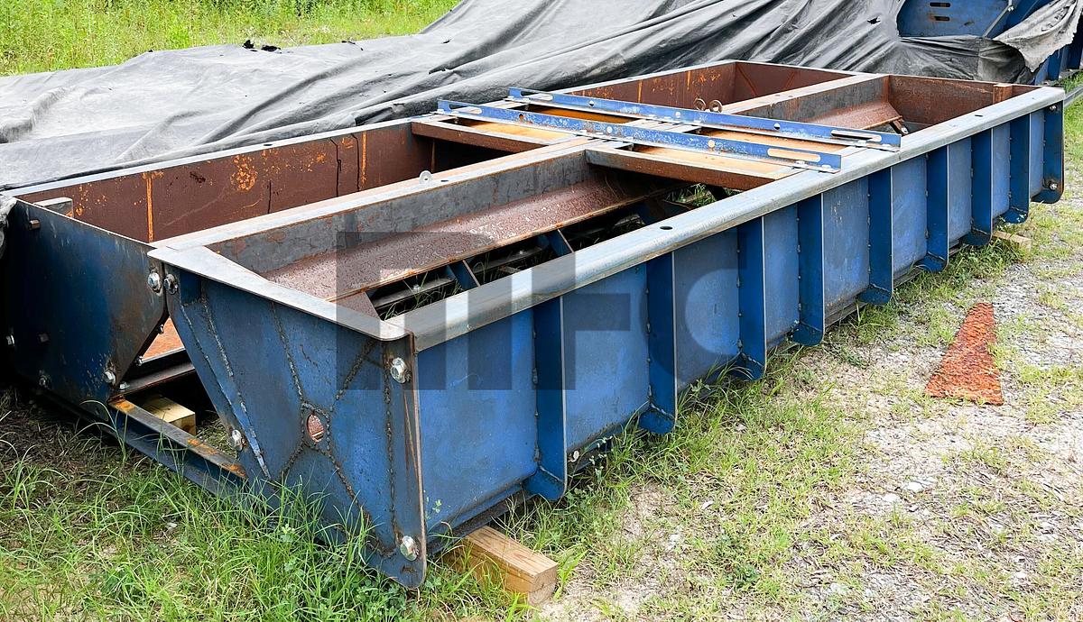 Used Precast Concrete Low Profile Barrier Dual Cavity Forms (FDOT)