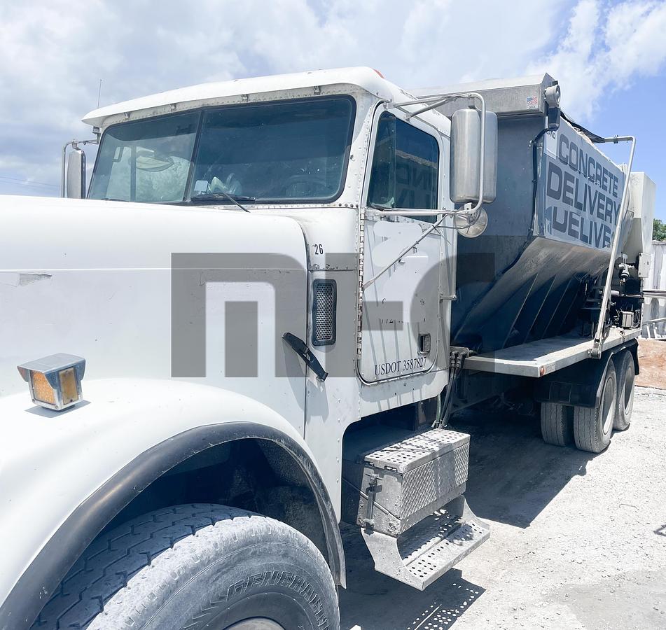 Used 2021 Zimmerman 10 Yd Volumetric Concrete Mixer Truck (2004 Freightliner)