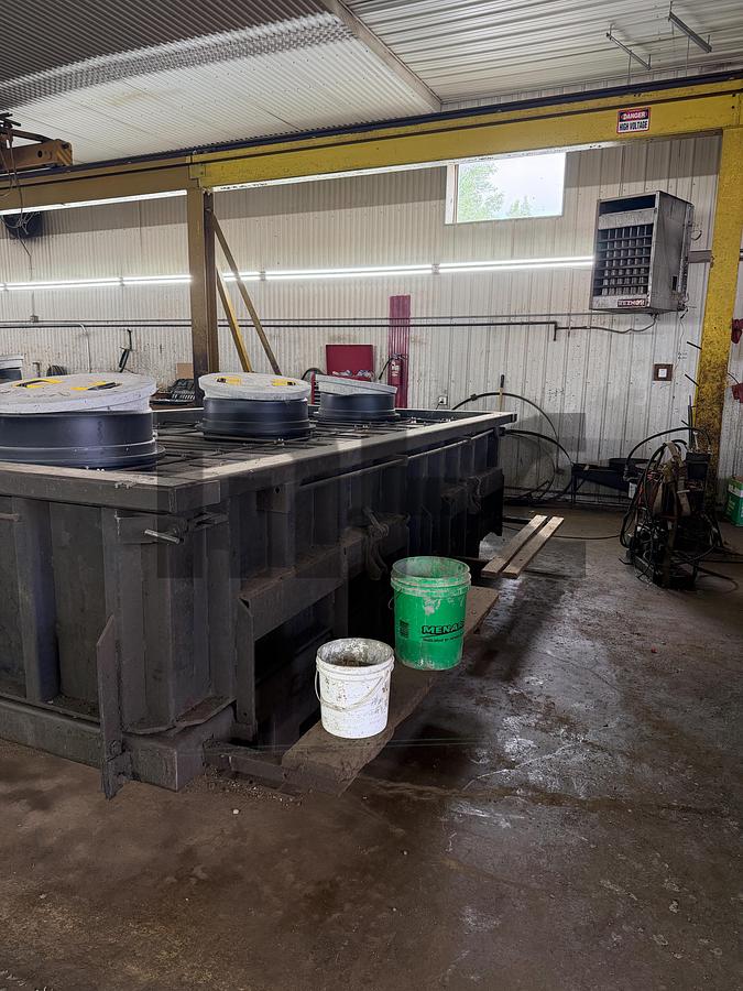 Used Norwalk Hydra-Strip Precast Concrete Septic Tank Forms (2500 gal, 1600 gal, 1500 gal, & 1000 gal)